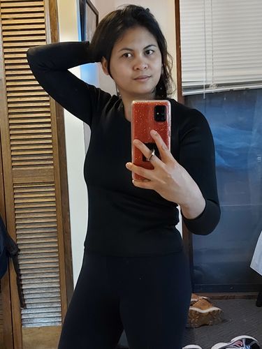 Customer photo review of Women's Neoprene Long Sleeve Weight Loss Shirt