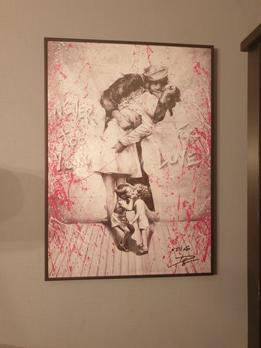 Customer photo review of "Never too young for love" - limitée à 150 exemplaires