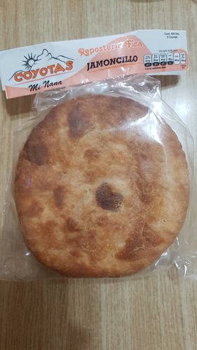 Reseña con foto de un cliente sobre Coyotas