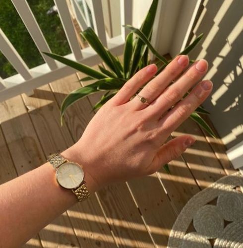 Customer photo review of ME_Line Signet Ring