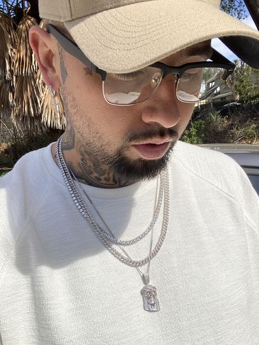 Customer photo review of 6mm 925 Sterling Silver Iced Out Cuban Chain