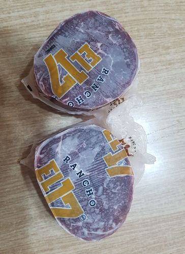 Reseña con foto de un cliente sobre Filete cabrería con hueso