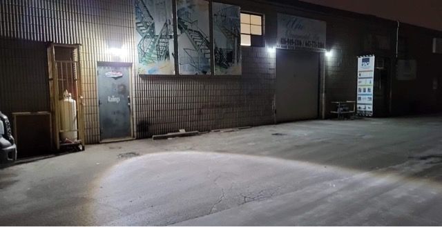 Customer photo review of BigM 212 LED Heavy Duty Solar Security Lights with 270º Motion Sensor, 3 Modes Solar Powered Wireless Lights, IP65 Waterproof, Ideal for Outdoor Front entrance, Pathway, Driveway, Fence, Deck, Balcony, Garage Doors, Backyard