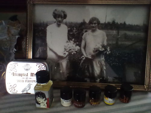 Customer photo review of Set of 5 1ml sample vials