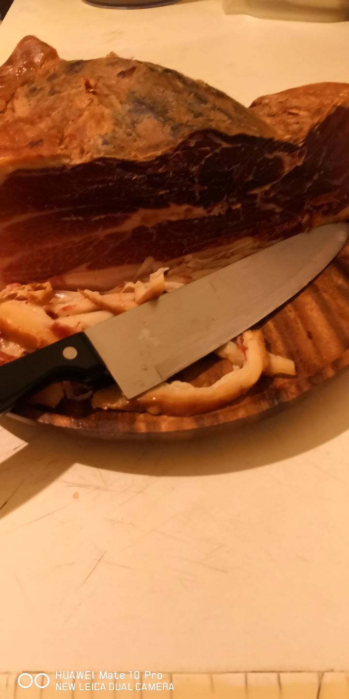 Customer photo review of Jambon de Mangalitza 30 mois (demi pièce)