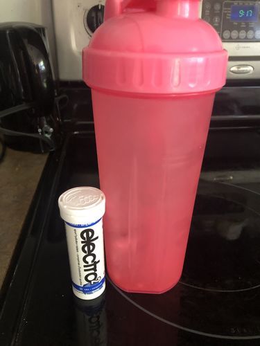 Customer photo review of XACT ELECTROLYTES -  sport hydration tabs - tube of 10 tabs