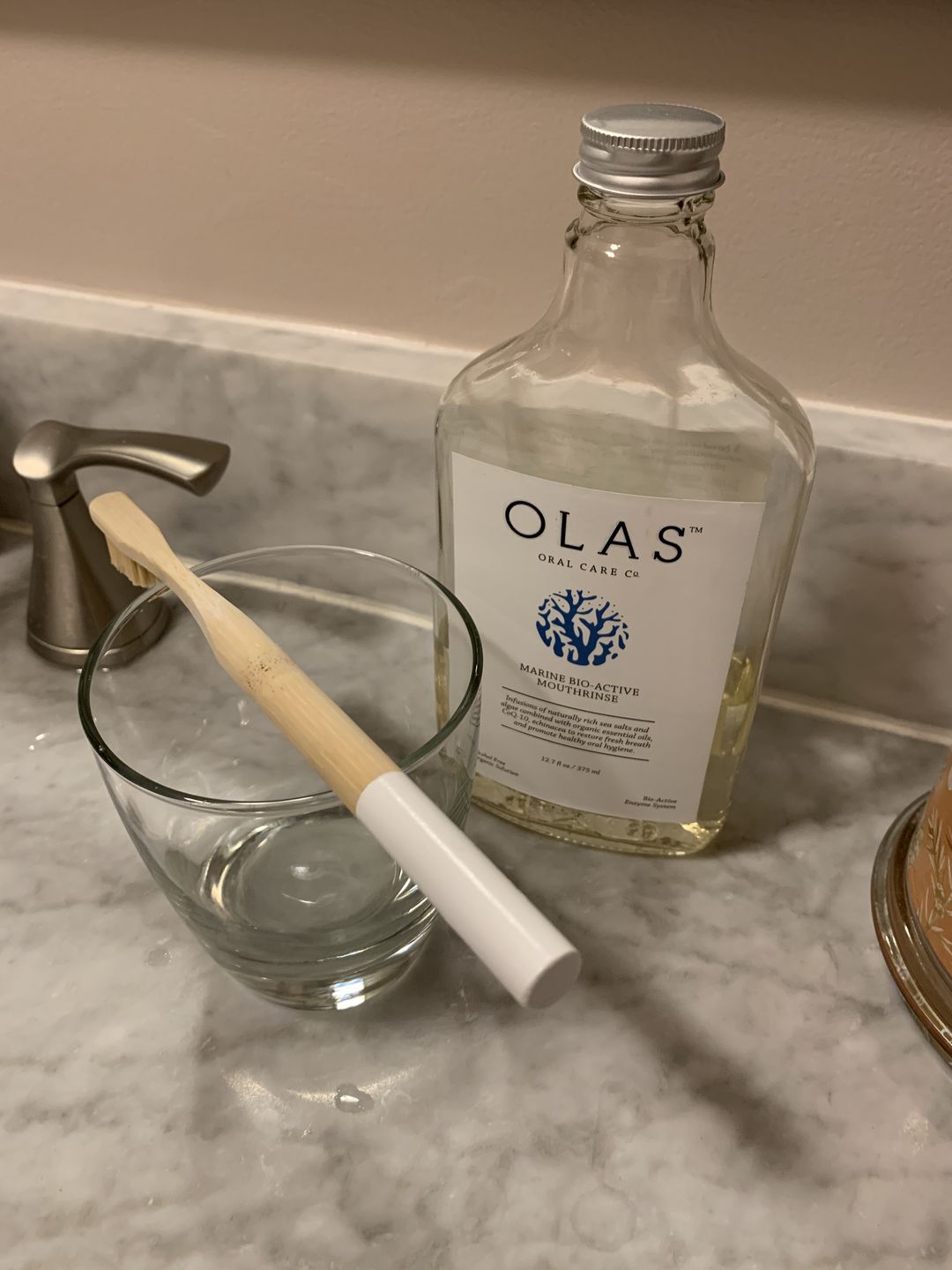 Customer photo review of OLAS Toothbrush Natural - White Handle