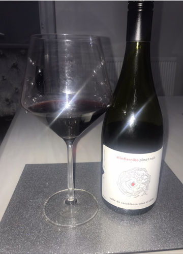 Customer photo review of El Infiernillo Single Vineyard Pinot Noir