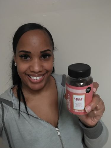 Customer photo review of QUEEN ESSENTIALS- Women's Daily Multi-Vitamin (plant-based) Gummies (45 Day Supply/ .55 Cent A Day) CLICK HERE