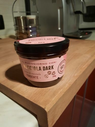 Customer photo review of Torta di Nocciole Tastëlanghe + Crema di Nocciole + Confezione Nocciola "Tostata"