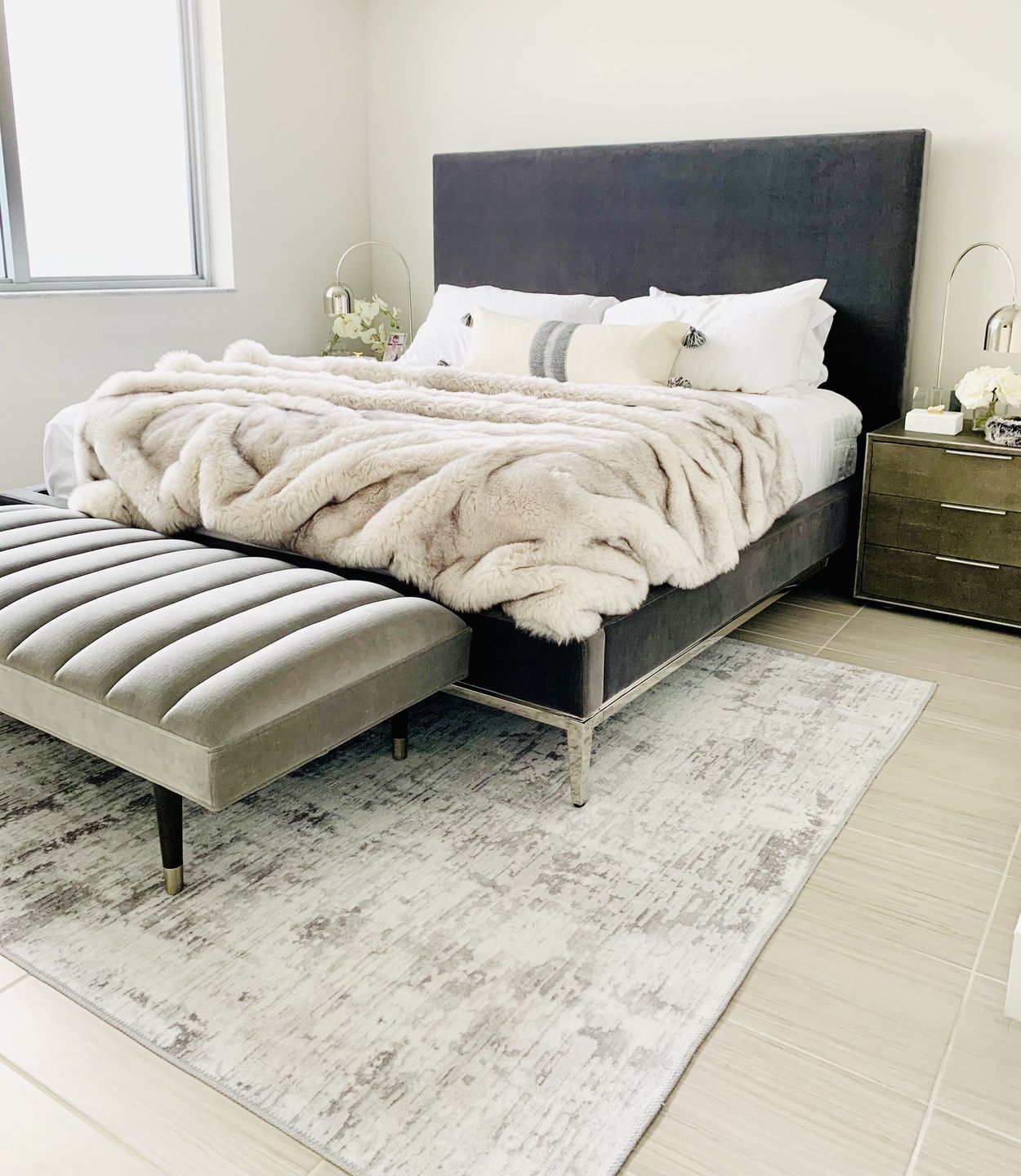 Customer photo review of Abstract Evalina Grey Rug