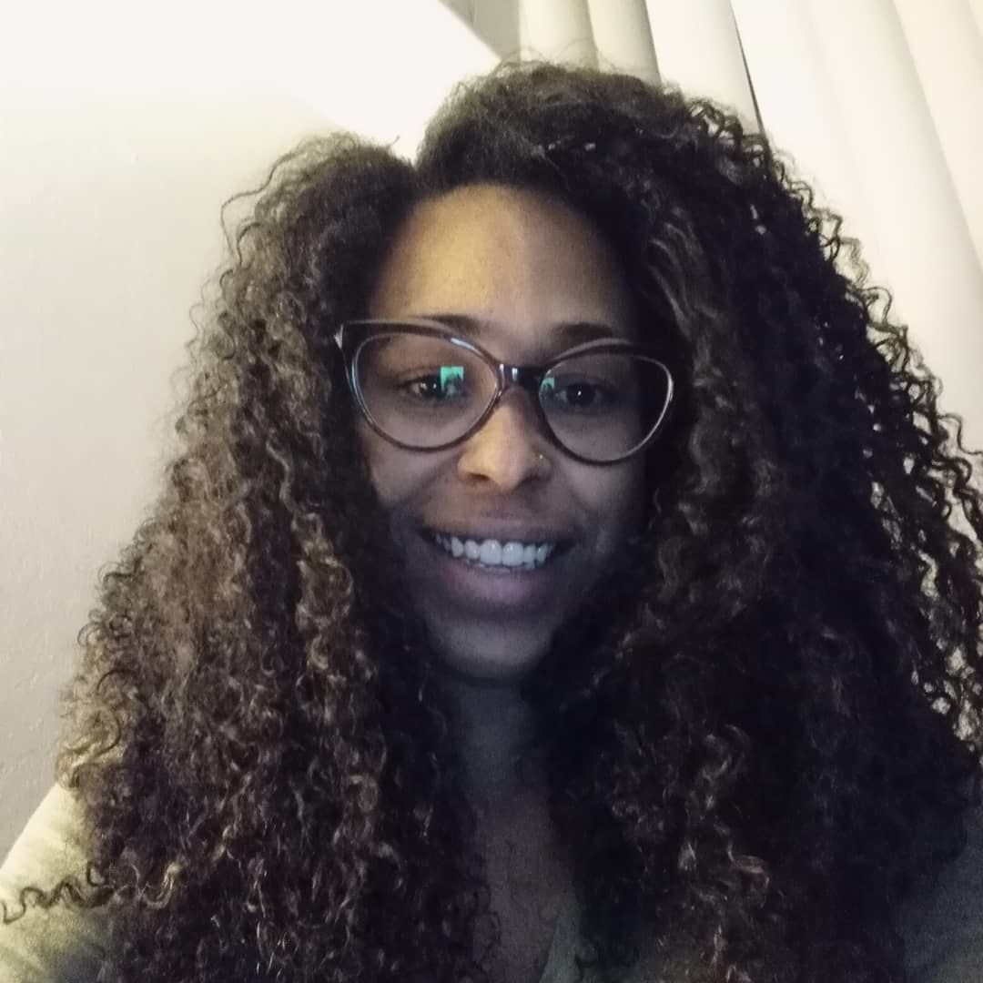 Customer photo review of Defining Flaxseed Gel for Curly Hair with Organic Jojoba Oil for Moisture and Lavender Fragrance