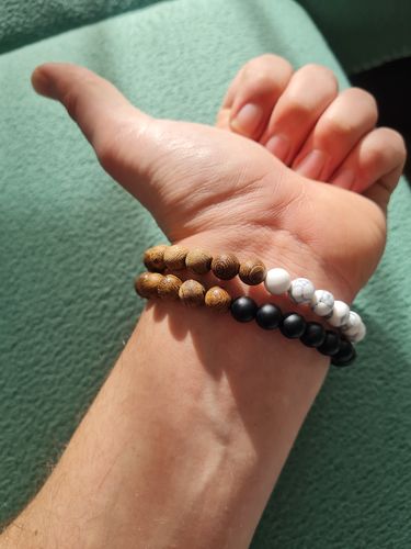 Customer photo review of Zedernholz Armband