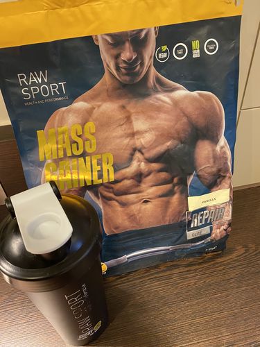 Customer photo review of Mass Gainer Protein Powder available in 3 Flavours