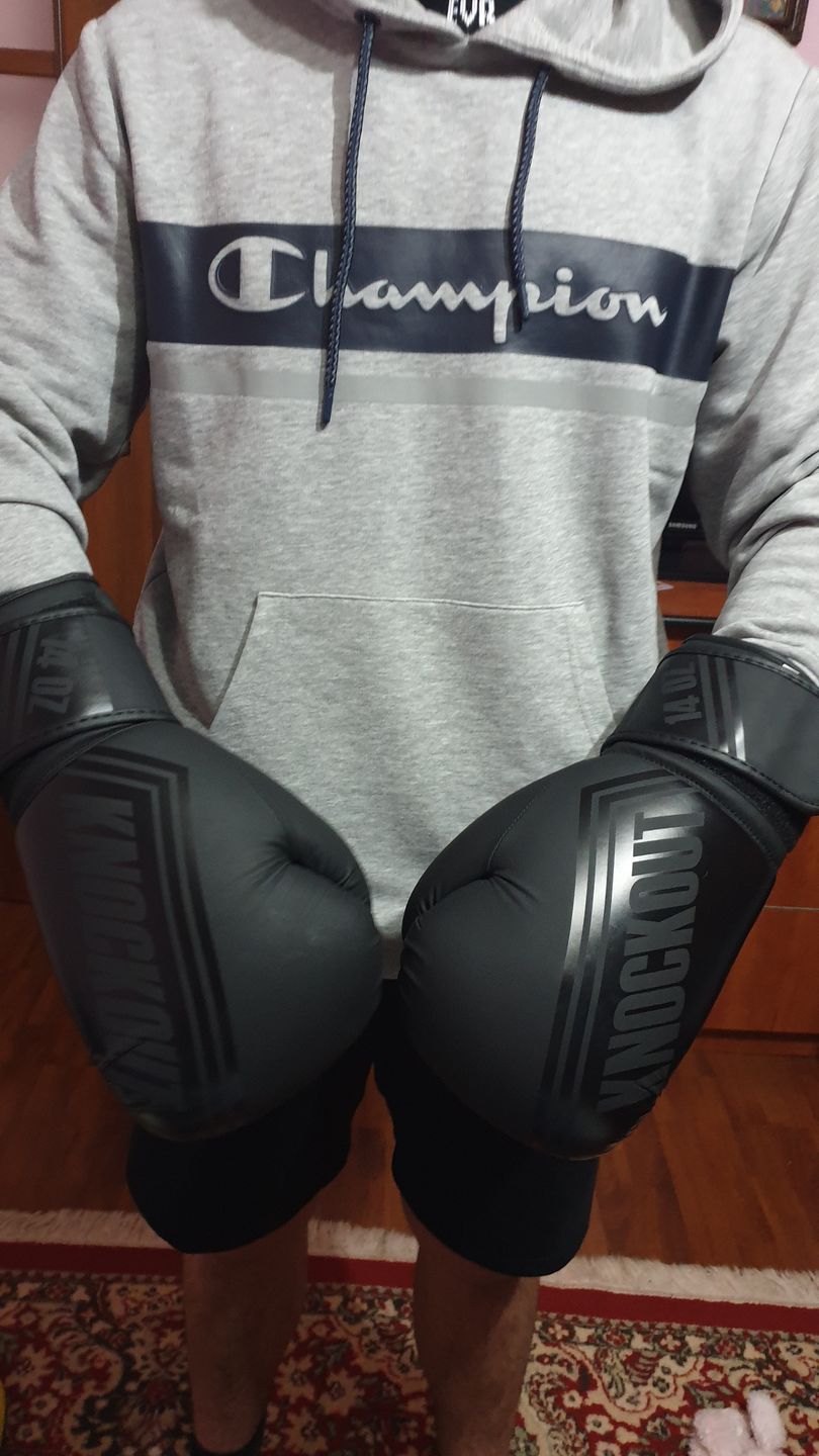 Customer photo review of Manusi Box Knockout Fighter 2.0