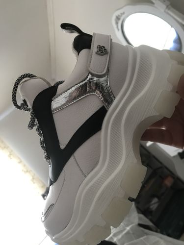 Customer photo review of ZAPATILLA BLANCA C7346