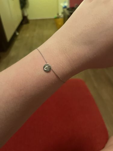 Customer photo review of Silber Lineart Love Armkette