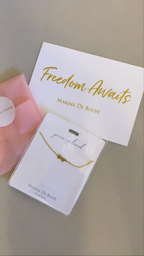 Customer photo review of Personalized Luxe Name Necklace