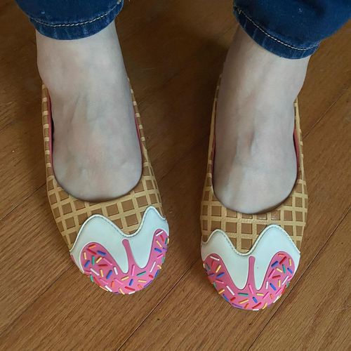 Customer photo review of Pink Syrup Ice Cream Flats