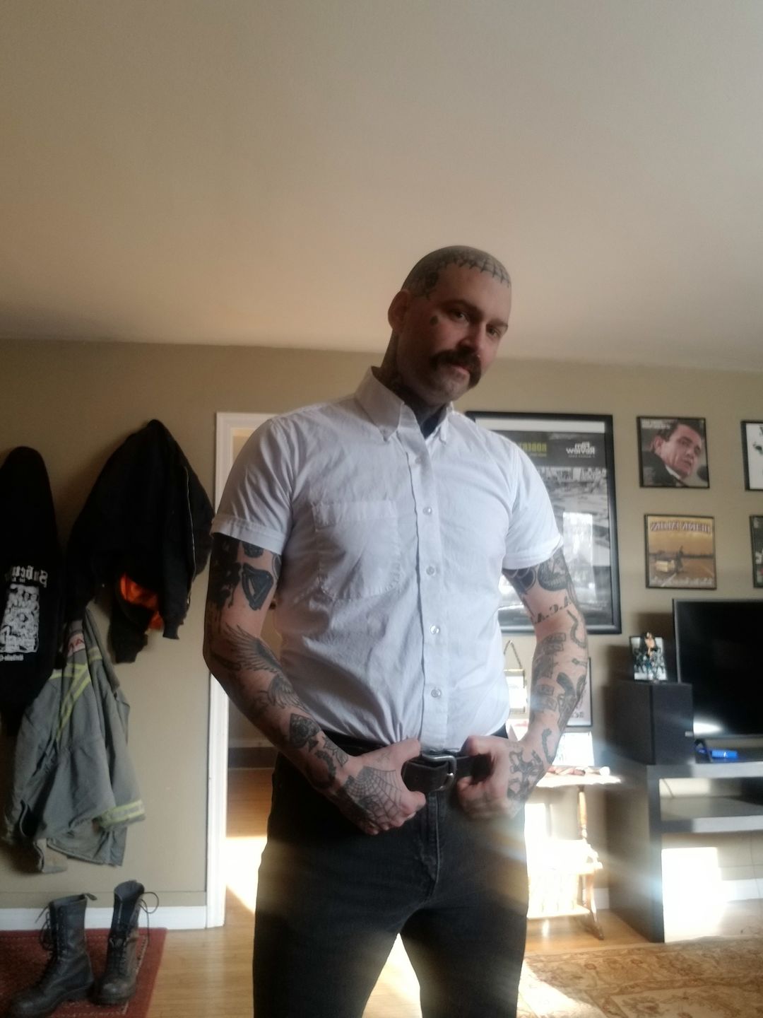 Customer photo review of **NEW** Shirt Short Sleeve  - Two Tone Blue