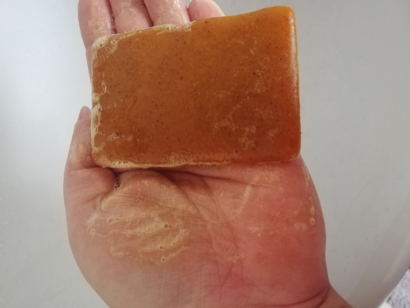 Customer photo review of Rote Mandarine mit Patchouli & Limette (Erfrischend & mit sanftem Peeling-Effekt)