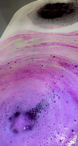 Customer photo review of Goddess Bath Bomb