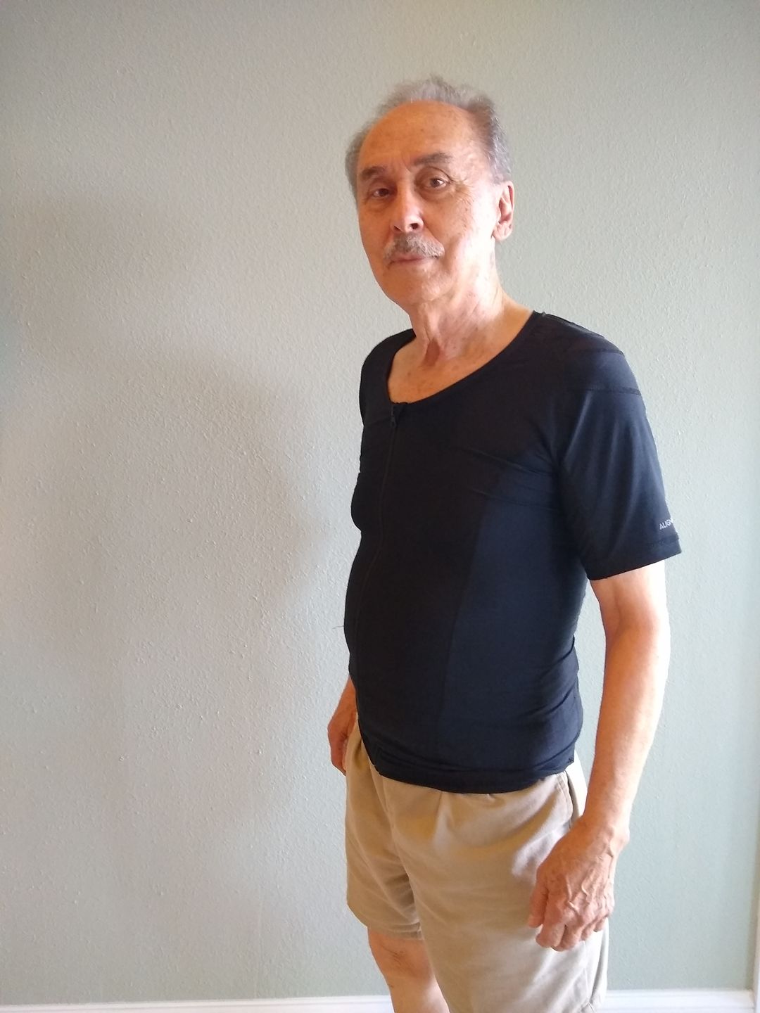 Customer photo review of Posture Shirt® for Men - Zipper