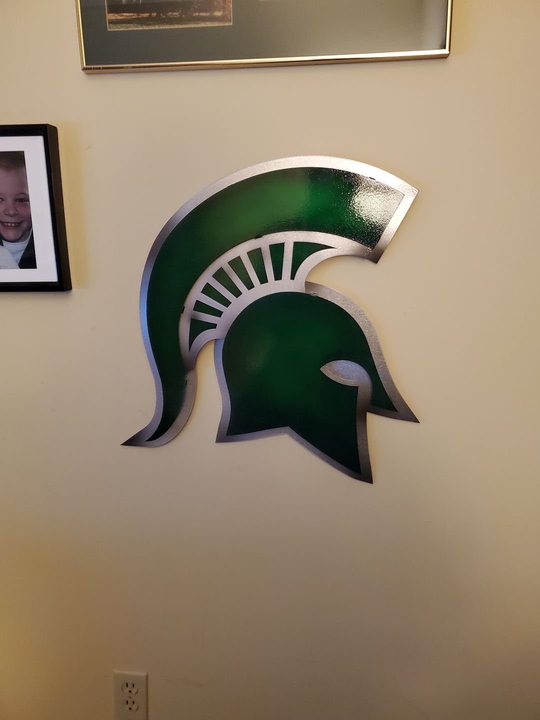 Customer photo review of Michigan State University "Spartan Helmet" 3D Vintage Metal Art 22" x 20"