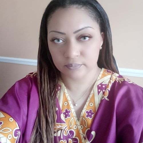 Customer photo review of Quartz Prescription Colored Contact Lenses