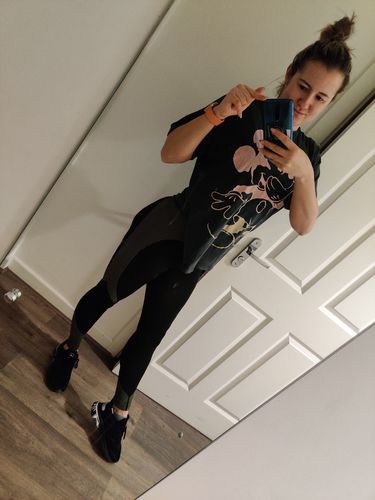 Customer photo review of Signature Leggings