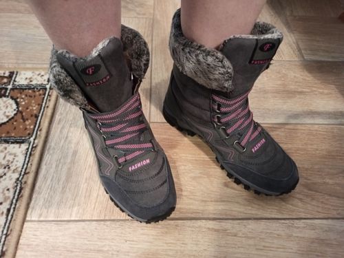 Customer photo review of Women's Snow Boots, Cold-Weather Boots [Limited SALE: Buy 2 Save More 15%]