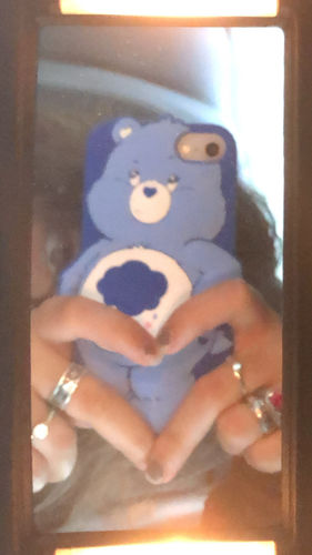 Customer photo review of 3D Rainbow Vintage Bears Silicone iPhone Case with Rings