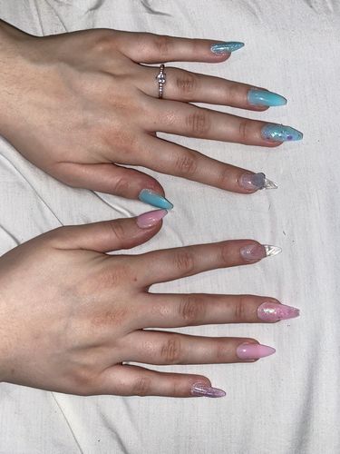 Customer photo review of Makartt X Emily Susanah Limited Edition  Poly Gel Nail Extension Kit
