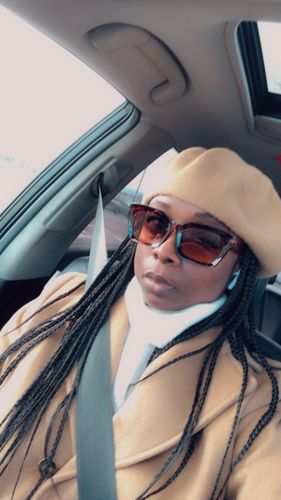 Customer photo review of Gustavo - Black