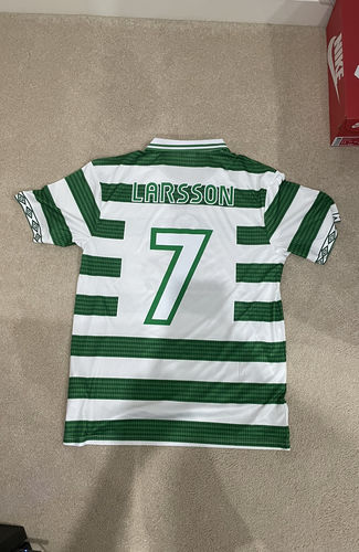 Customer photo review of Glasgow Celtic - 1997/1999 Home kit