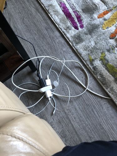 Customer photo review of Premium 3 in 1 Fast Wireless Charging Stand for iPhone, Apple Watch & AirPods