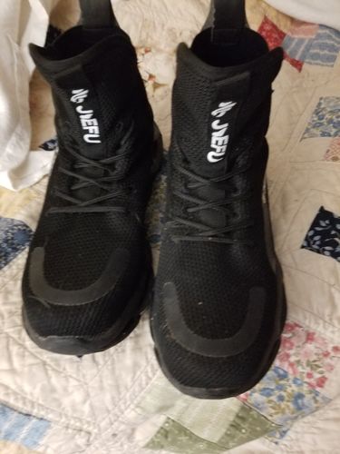 Customer photo review of Maven Puncture Resistant Anti-Slip Steel Toe Work Boots
