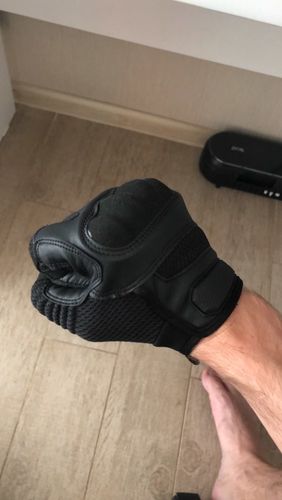 Customer photo review of NaturVibes Taktische Outdoor-Handschuhe