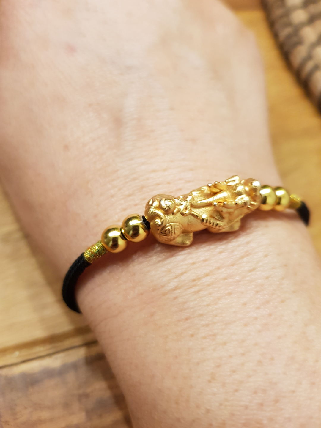 Customer photo review of Pi Yao - Glücksarmband - Seilarmband