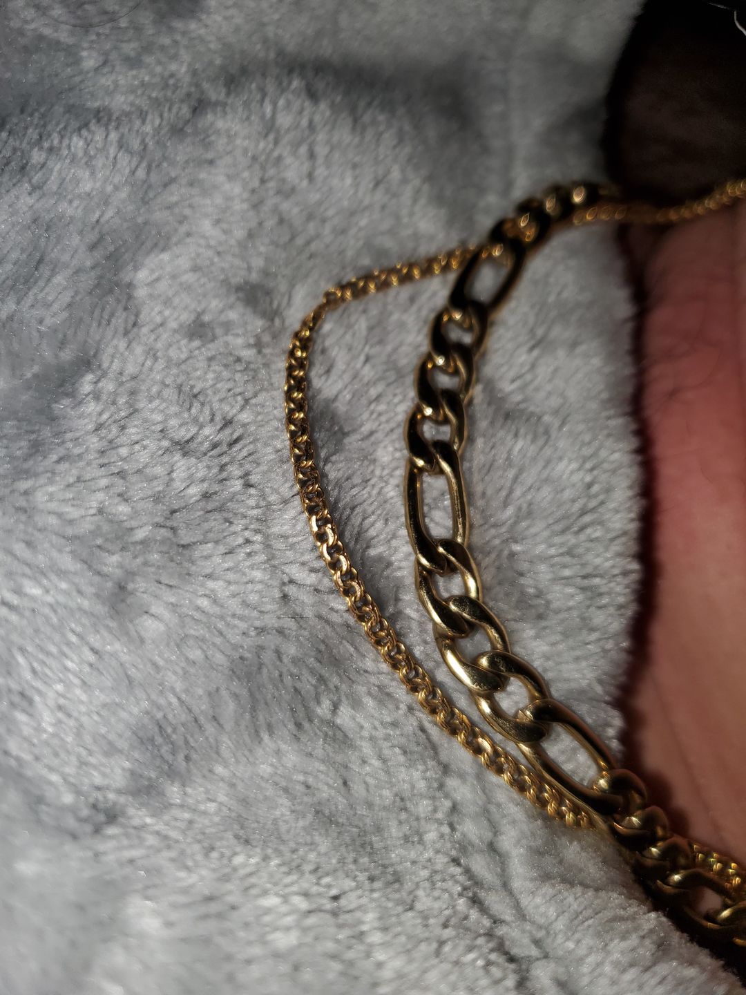 Customer photo review of 7mm Stainless Steel Figaro Link Chain Necklace