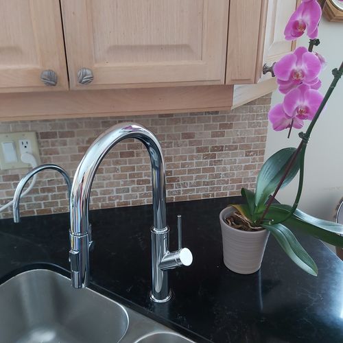 Customer photo review of KARISMATIK- Chrome, Pull-Down kitchen faucet with spray head