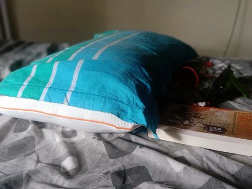 Customer photo review of Flo Adjustable Pillow (Fibre)