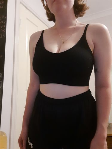 Customer photo review of Ultimate Versatile Seamless Bralette w/removable padding