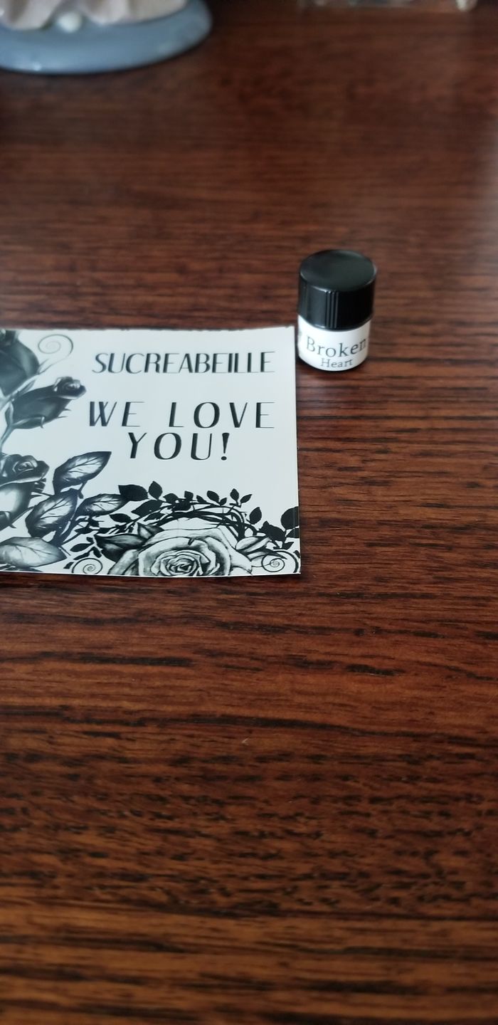 Customer photo review of Broken Heart