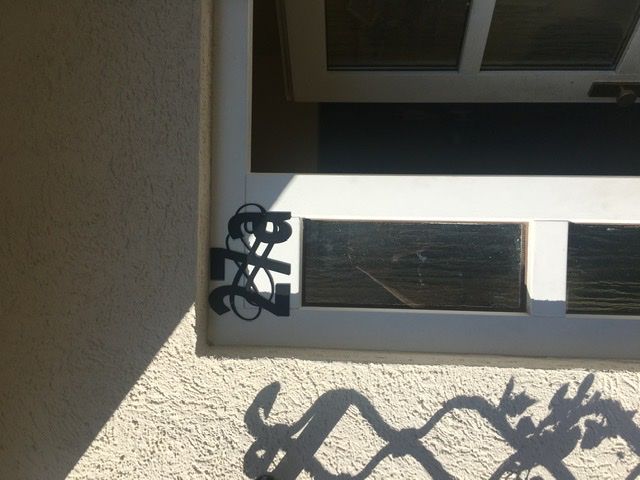 Customer photo review of Hausnummer "Ornamental Style" passend zum Hausnummern-Monogramm (personalisierbar)