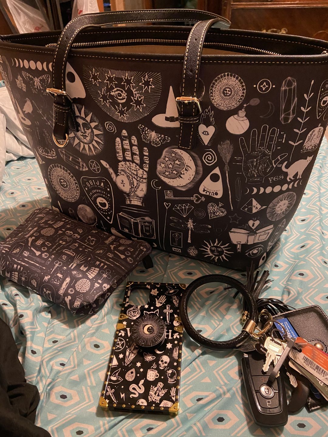 Customer photo review of Witch Please - Big Purse