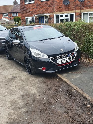 Customer photo review of Peugeot 208 (2012-2015) Fog Light Armour