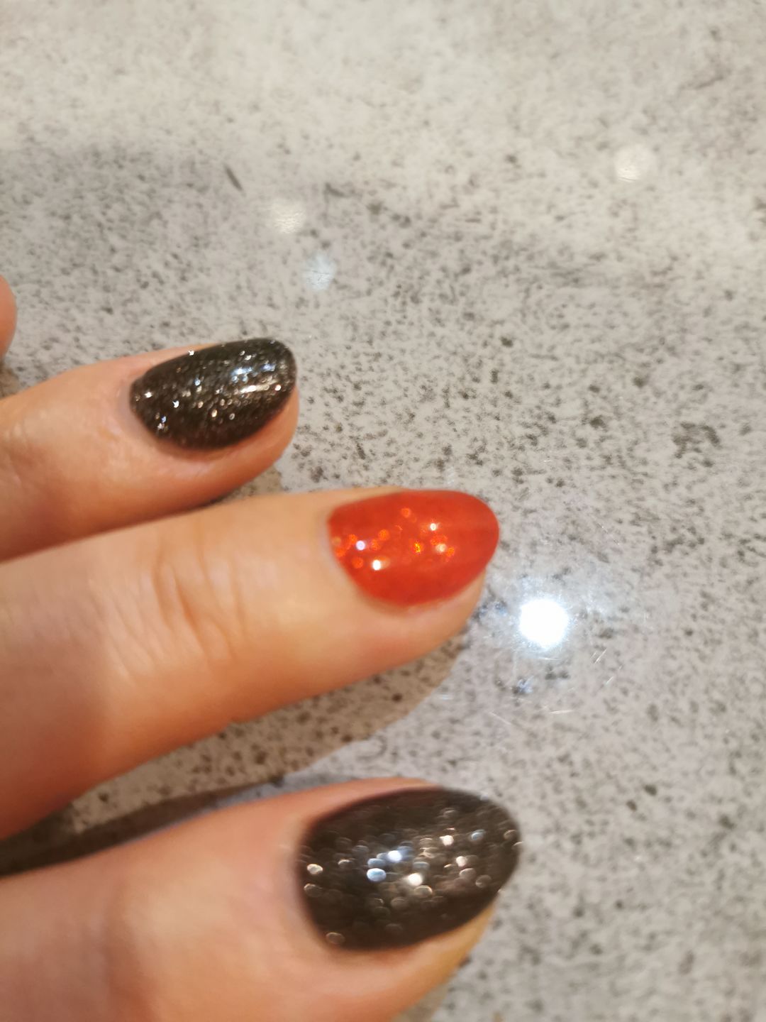 Customer photo review of Semilac 096 Starling Night UV Gel Polish7 ml