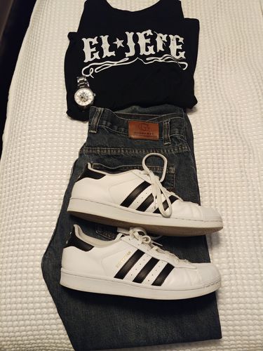 Customer photo review of El Jefe Old School OG Chingon T-Shirt