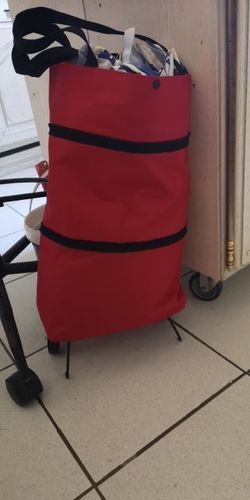 Customer photo review of Ihopvikbar shoppingbag med hjul